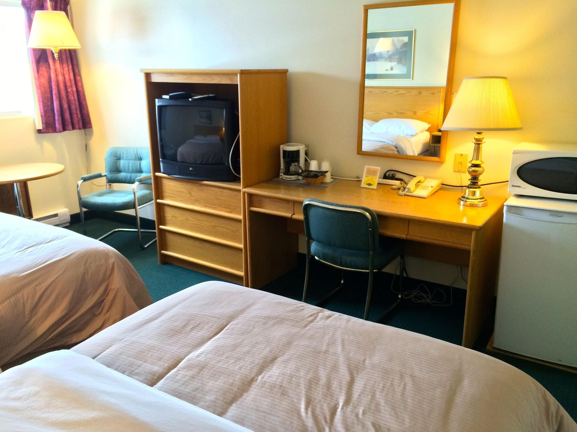 Colonial Inn Brandon Bagian luar foto